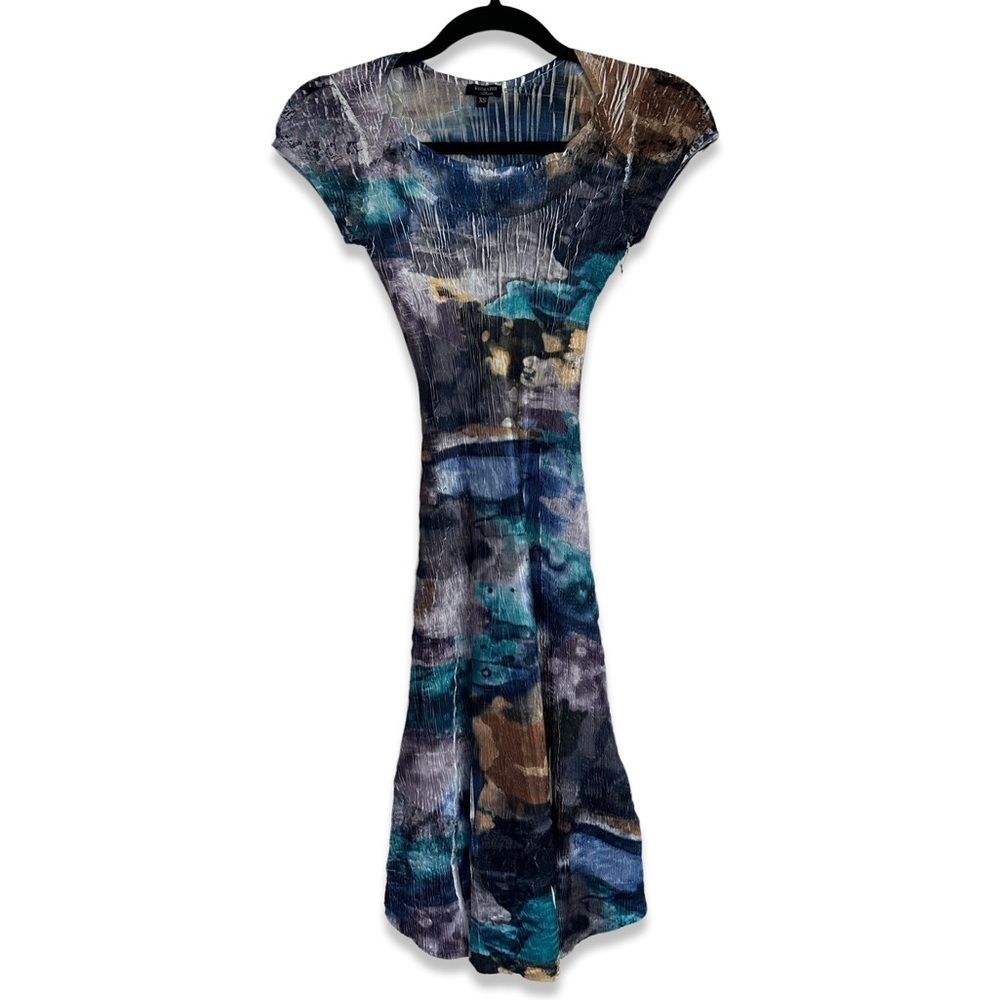Komarov stunning dress